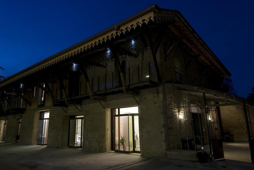 Domaine Des Sequoias - Les Collectionneurs Hotel Ruy-Montceau Bagian luar foto
